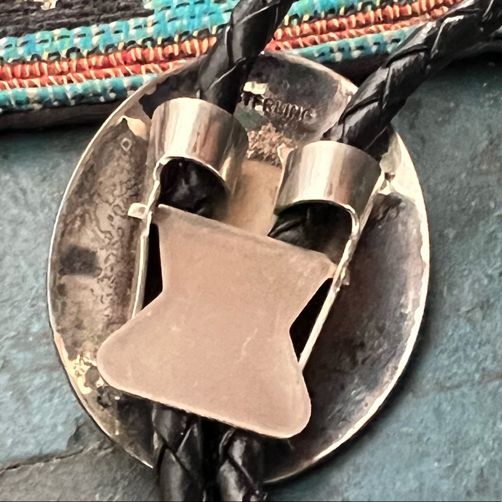 Vintage Native American Sterling Silver Malachite Bolo Tie - Picture 4 of 11